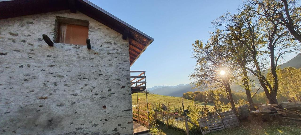 Casa Indipendente Val D'Ayas - Challand Saint Anselme Экстерьер фото