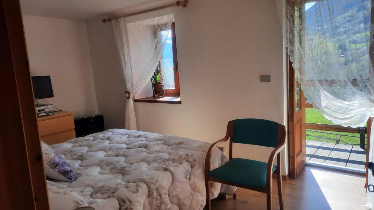Casa Indipendente Val D'Ayas - Challand Saint Anselme Экстерьер фото